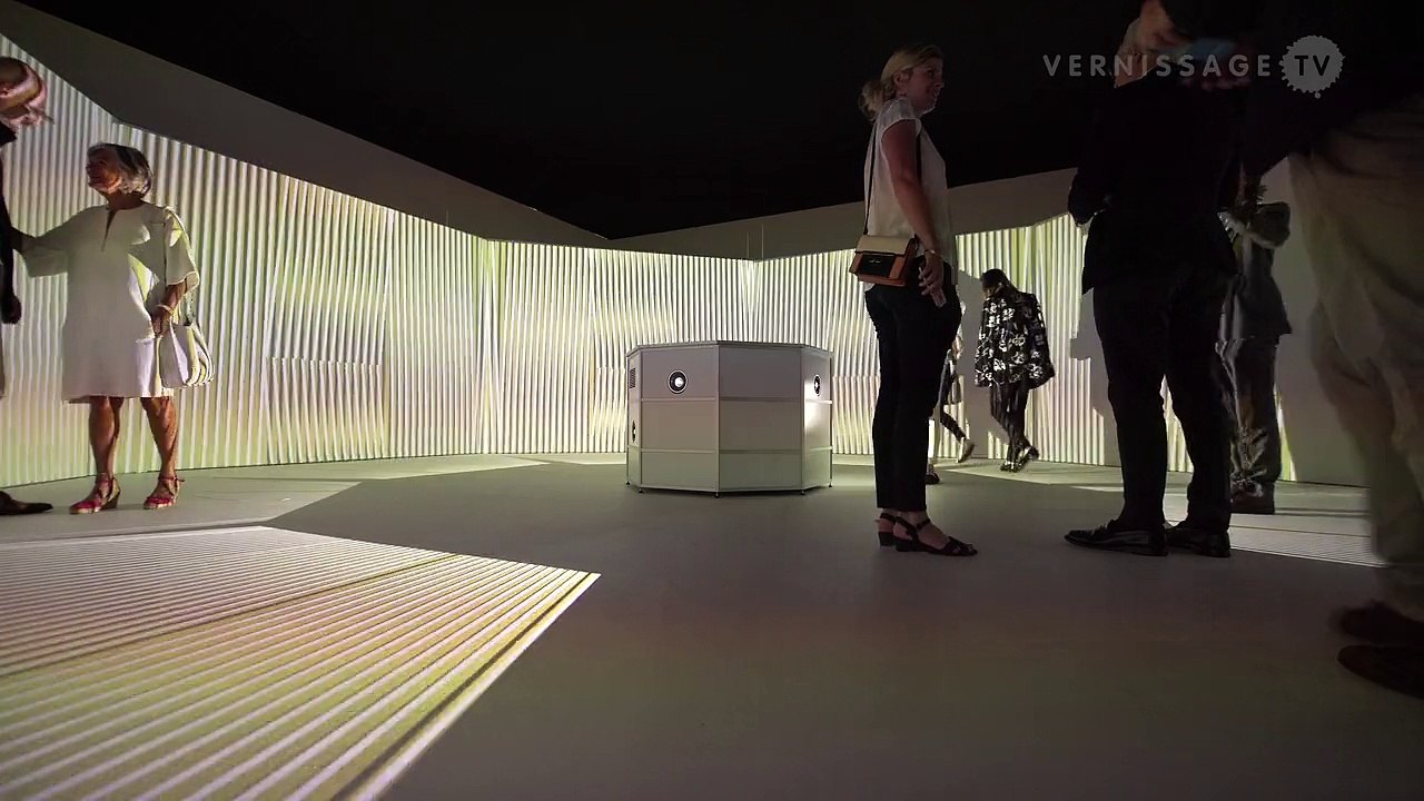 Carlos Cruz-Diez: Translucent Chromointerferent Environment / Art Basel 2018 Unlimited