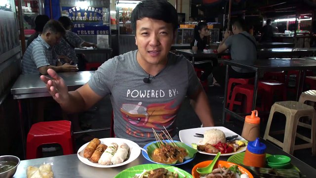 10X SPICY Instant Noodle INDOMIE Goreng: Jakarta Indonesia Street Food Tour