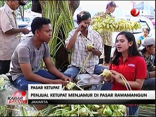Jelang Lebaran, Penjual Ketupat Mulai Menjamur