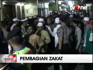 3.000 Warga Berdesakan Mendapat Zakat Mal di Surabaya