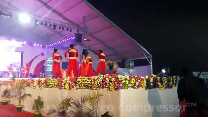 अपनी जलवा बिखेर दिया ऋतू सिंह भोजपुरी एक्टर ने तातापानी महोत्सव में !!