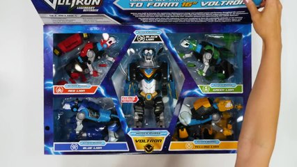Unboxing Voltron!