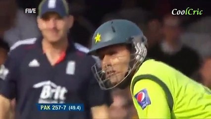 Abdul Razzaq smashed 5 FOURS in 5 BALLS vs England 4th ODI 2010 at Lord's London HQ