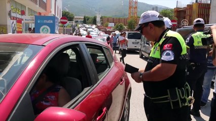 Çocuklar anne babalarını trafikte kırmızı düdükle uyaracak - MANİSA