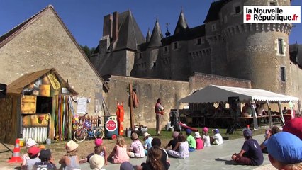 VIDEO. Loir-et-Cher.  Humour et soleil de plomb aux Zygophonies à Fougères-sur-Bièvre