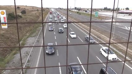 Anadolu Otoyolu'nda 30 Kilometrelik Araç Kuyruğu