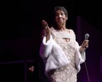 Celebs Pay Tribute to Aretha Franklin, Dead at 76