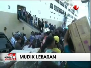 Lonjakan Pemudik Terlihat di Pelabuhan Yos Sudarso Maluku