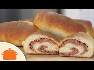 Como Fazer Pão de Linguiça Calabresa