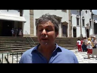 Em missa de D. Marisa, Lindbergh deseja força a Lula