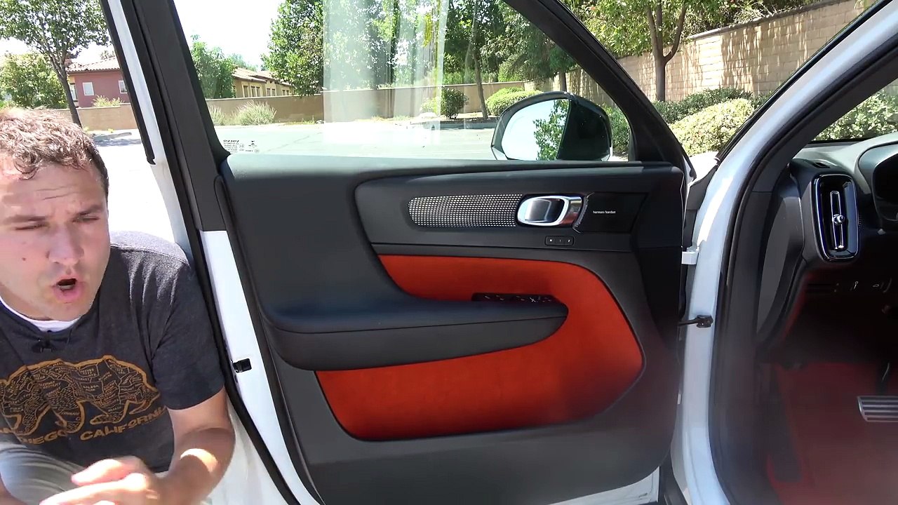 The 2019 Volvo XC40 Is the Coolest Volvo in Decades