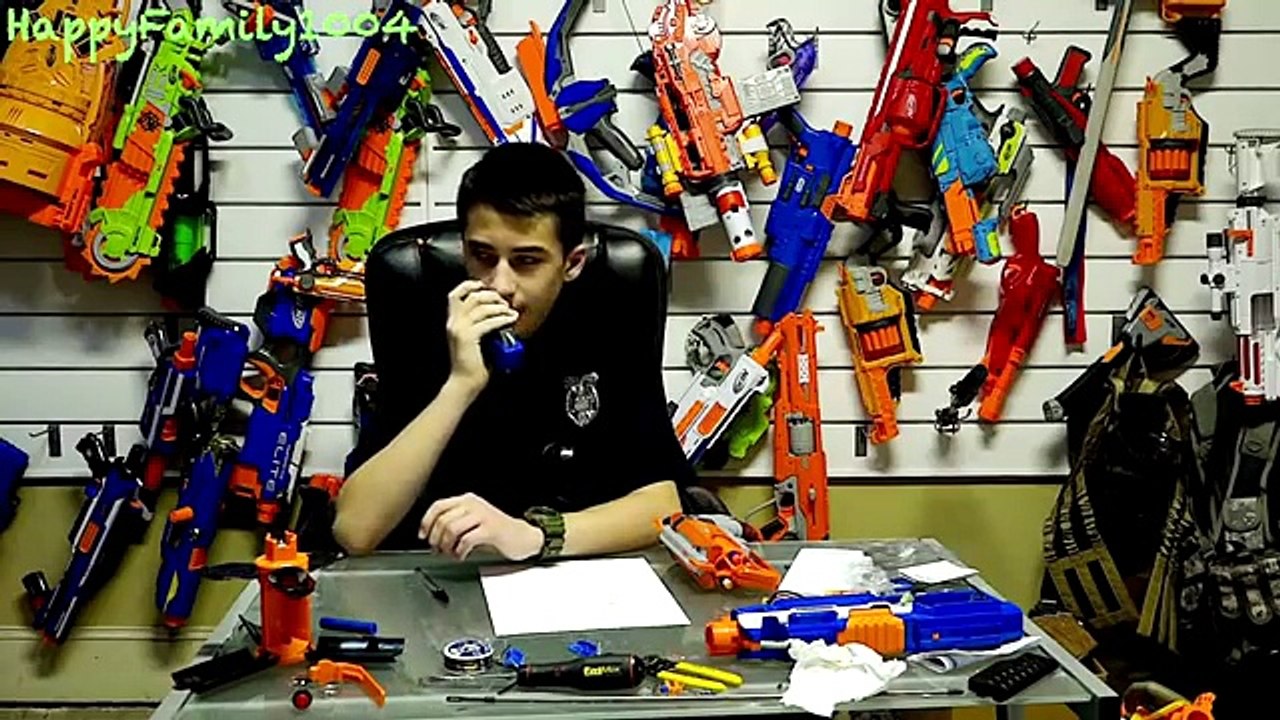 Nerf Patrol - FORTNITE BATTLE!