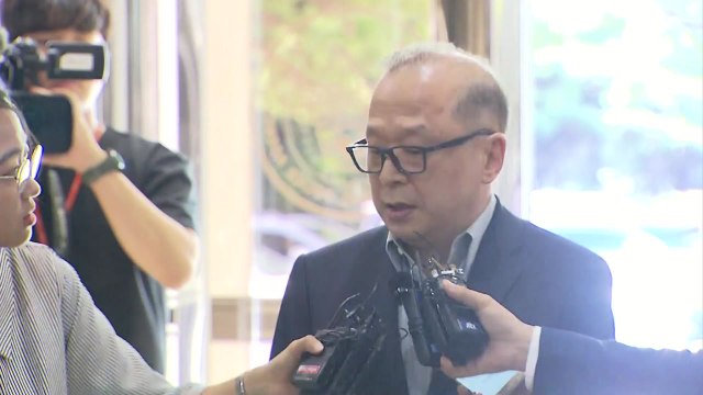 '횡령·배임' 이재환 CJ파워캐스트 대표 경찰 소환... 심려 끼쳐 죄송 / YTN