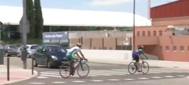 VÍDEO: Mira lo que tienes que hacer en un cruce si vas en bicicleta
