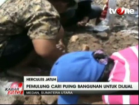 Pemulung Datangi Lokasi Jatuhnya Pesawat Hercules di Medan