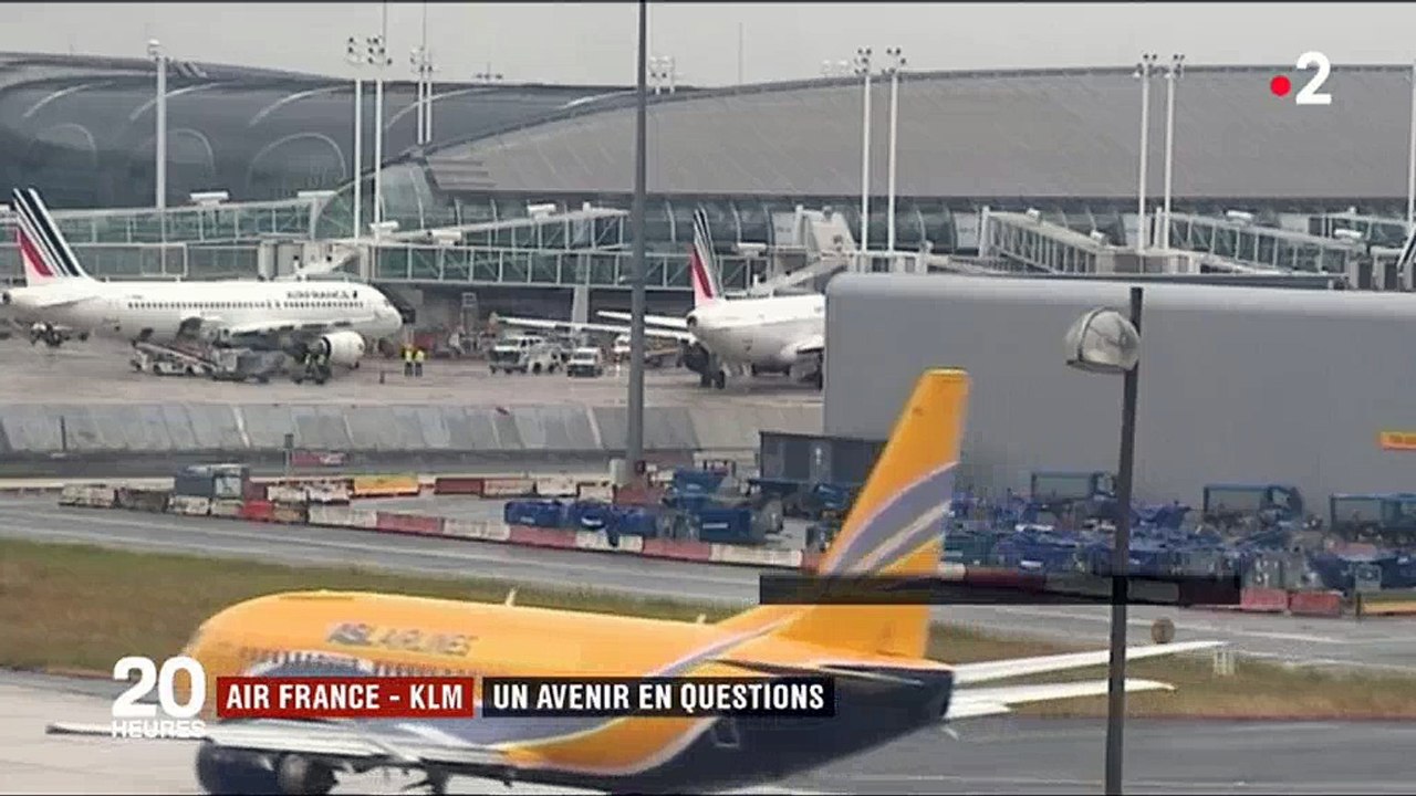 Découvrez les salaires à sept chiffres des PDG des compagnies aériennes - Regardez