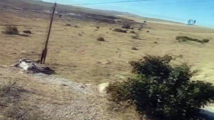 Otomobilin şarampole yuvarlandığı kazada anne ve 13 yaşındaki oğlu hayatını kaybetti