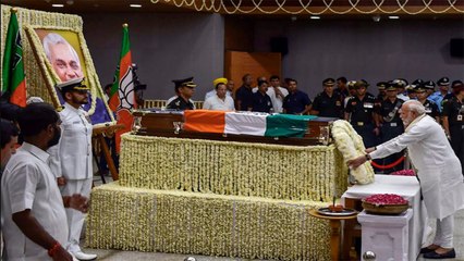 Atal Bihari Vajpayee को PM Modi ने BJP Headquarters में दी श्रद्धांजलि । वनइंडिया हिंदी