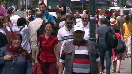İstanbul'da turistlerin "taksi" isyanı: 100 lira alıyolar '50 lira verdin' diyorlar