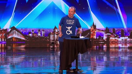 Lost Voice Guy reacts to his Audition _ Britain's Got Talent