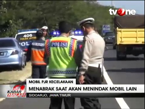 Kejar Pelanggar Lalu Lintas, Mobil PJR Tabrak Pembatas Jalan