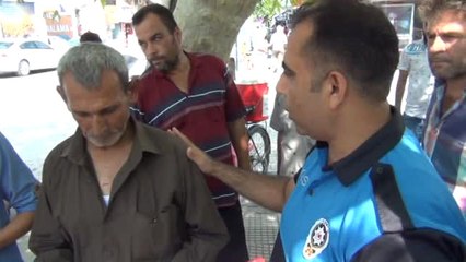 Video herunterladen: Polis, Vatandaşları Bayram Öncesi Vatandaşları Dolandırıcılık Olaylarına Karşı Uyardı