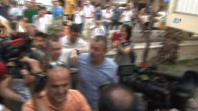 İzmir 3. Ağır Ceza Mahkemesi, ABD'li Papaz Brunson'un ev hapsinin devamına karar verdi