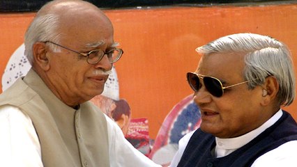 Atal Bihari Vajpayee को मृत्यु शैय्या पर देख गुमसुम दिखे LK Advani | वनइंडिया हिंदी
