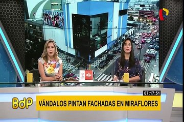 Vándalos realizan pintas en fachadas de casas de Miraflores