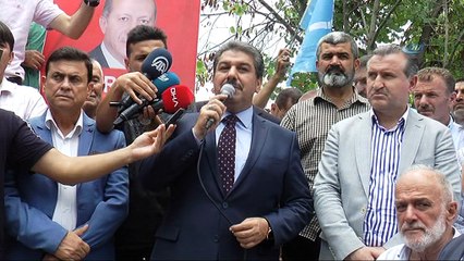 Esenlerli gençlerden Amerikan mallarına boykot