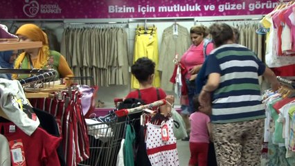 Beyoğlu’nda bulunan Sosyal Market bayram öncesi yüzleri güldürdü