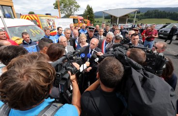 Gérard Collomb, ministre de l'Intérieur, répond à la demande de policiers supplémentaires par les élus grenoblois