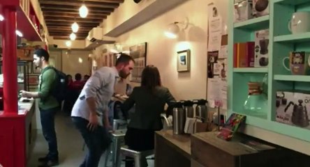 Horizon S55 - Ep07 How to Find Love Online - Part 01 HD Watch