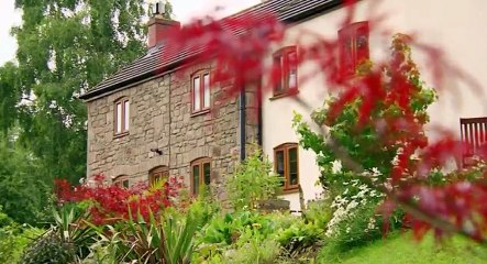 Escape to the Country S12 - Ep48 Gloucestershire HD Watch