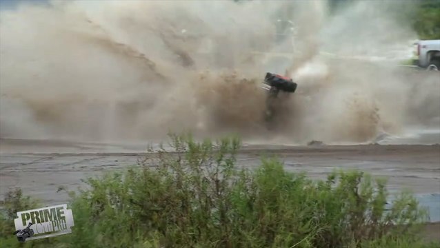 Ford Only Parking, Hertz Z06 Rental, Mud Truck Flip, Faulty Tesla Bumper, Thompson Land Speed Record, And Fast Fails