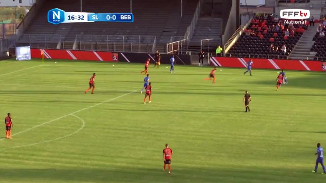 La frappe de BOUJEDRA est captée par le gardien de Laval.