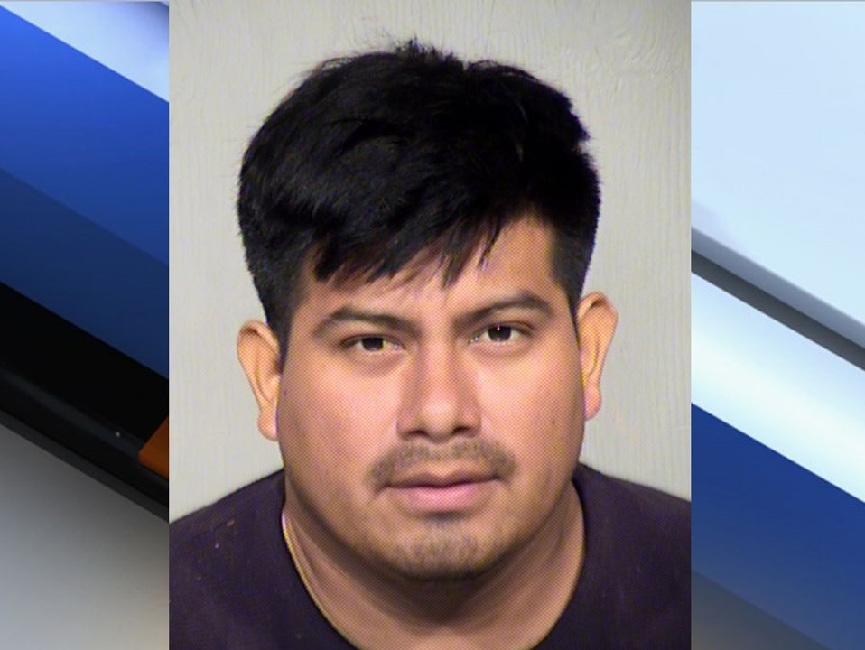 Woman in church alerts police to home burglary - ABC 15 Crime