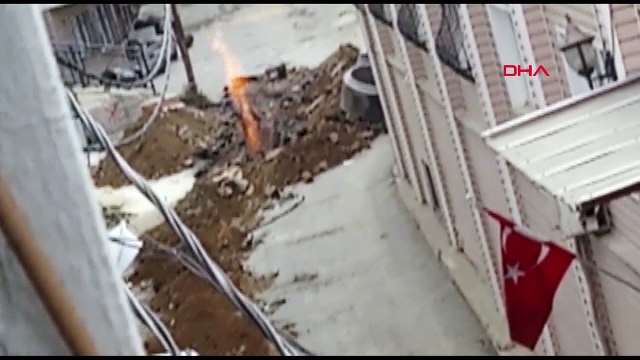 Kazı çalışmaları sırasında doğalgaz borusu patladı