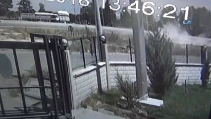 Otomobil Taklalar Attı, 11 Kişinin Bulunduğu Otomobilden Yaralılar Böyle Kurtuldu: 5'i Çocuk 10...