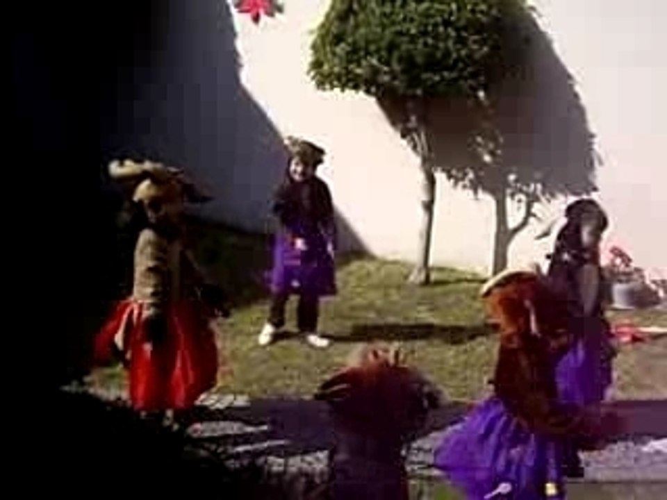 Navidad song in school