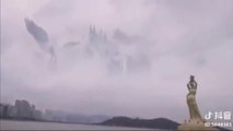 ASOMBROSA APARICION EN EL CIELO DE CHINA! PARECE UN REINO CELESTIAL!!
