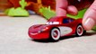 Spielzeugautos lernen Farben mit Lightning McQueen!