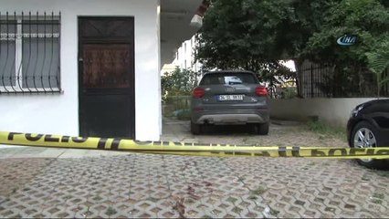 Kadıköy'de Bulunan Erkek Cesedi Adli Tıp Kurumu'na Kaldırıldı
