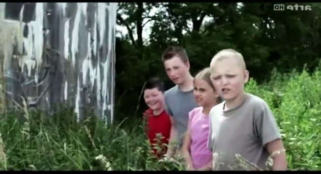 Ptit Quinquin 2014 Part1 FRENCH HDTV     Part 03