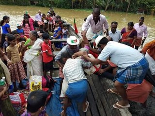 മാലിന്യങ്ങൾ വീണ്ടും പുഴയിലേക്ക് തന്നെ തട്ടി ഇവർ | Oneindia Malayalam