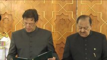 عمران خان يؤدي اليمين رئيسا لوزراء باكستان