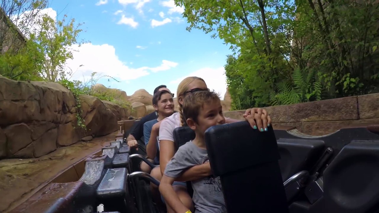 VLOG - FRAYEURS DANS LES ATTRACTIONS AQUATIQUES À PHANTASIALAND ! - CHIAPAS et RIVER QUEST