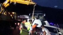 Bursa İnegöl'de Zincirleme Trafik Kazası, 34 Araç Birbirine Girdi, Ölü ve Yaralılar Var