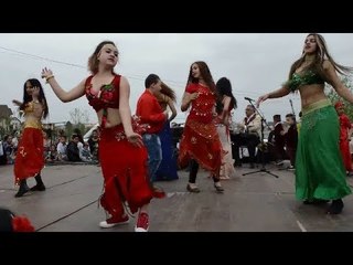 شاهد الرقصة الثي عشقها الملايين تستحق المشاهدة