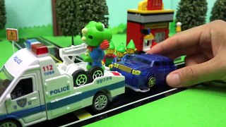 타요 꼬마버스 견인차 경찰차 체포놀이 Tayo the little bus Police Car & Tow Truck Toy Play Робокар Поли